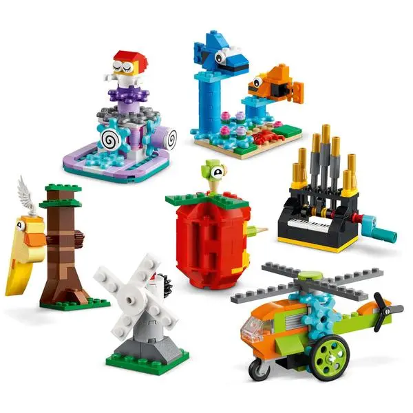 Заглавие: LEGO Classic 11019 - Едно безкрайно пътешествие в света на въображението