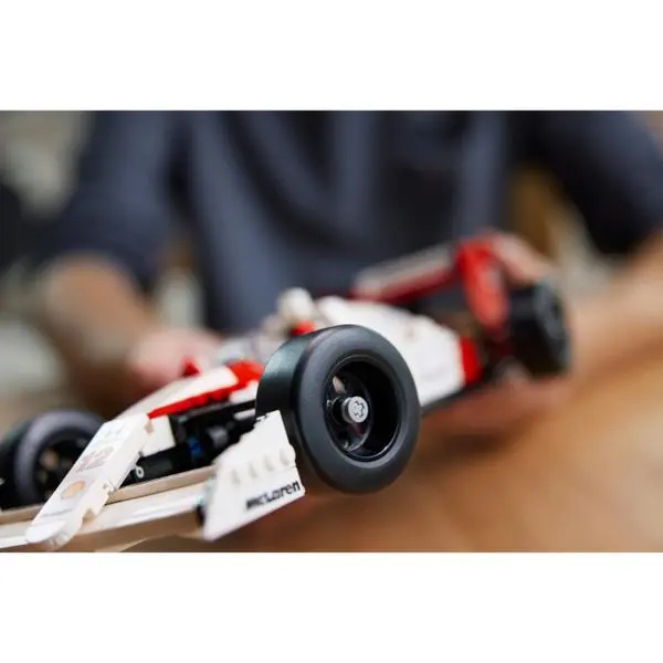 LEGO Icons McLaren MP4 / 4 & Ayrton Senna 10330 -  (К)  - 10330 (8 дни доставкa)