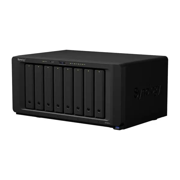 Synology DS1821+, четириядрен AMD Ryzen V1500B 2.2 GHz, четириядрен AMD Ryzen V1500B 2.2 GHz, без твърд диск (8x SATA 6Gb/s), 4GB DDR4, 4x 10/100/1000, 4x USB 3.2 Gen 1