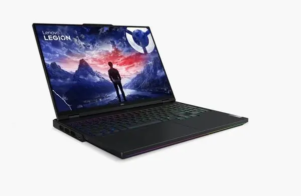 Лаптоп LENOVO LEGION 7 PRO 83DE002VBM,  16(inch)",  Intel® Core™ i9-14900HX, 24C (8P + 16E) / 32T, P-core 2.2 / 5.8GHz, E-core 1.6 / 4.1GHz, 36MB, RAM 2x 16GB SO-DIMM DDR5-5600, SSD 1TB