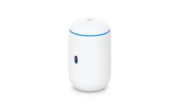 Десктоп 10G Cloud рутер Ubiquiti UniFi Dream Router 7 UDR7 (v)