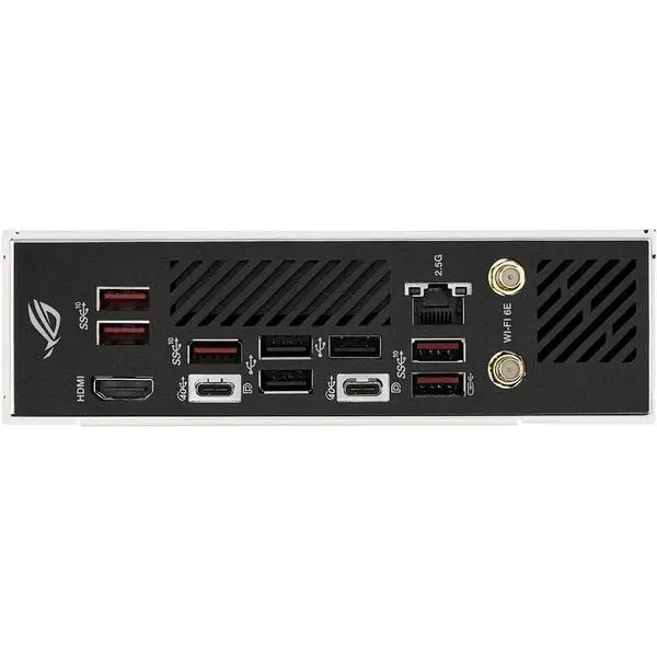 ASUS ROG STRIX X670E-I GAMING WIFI (AMD, AM5, DDR5, mITX) - преглед в първо лице