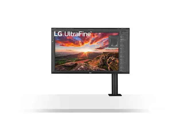 LG  32UN880-B 31.5" 3840x2160